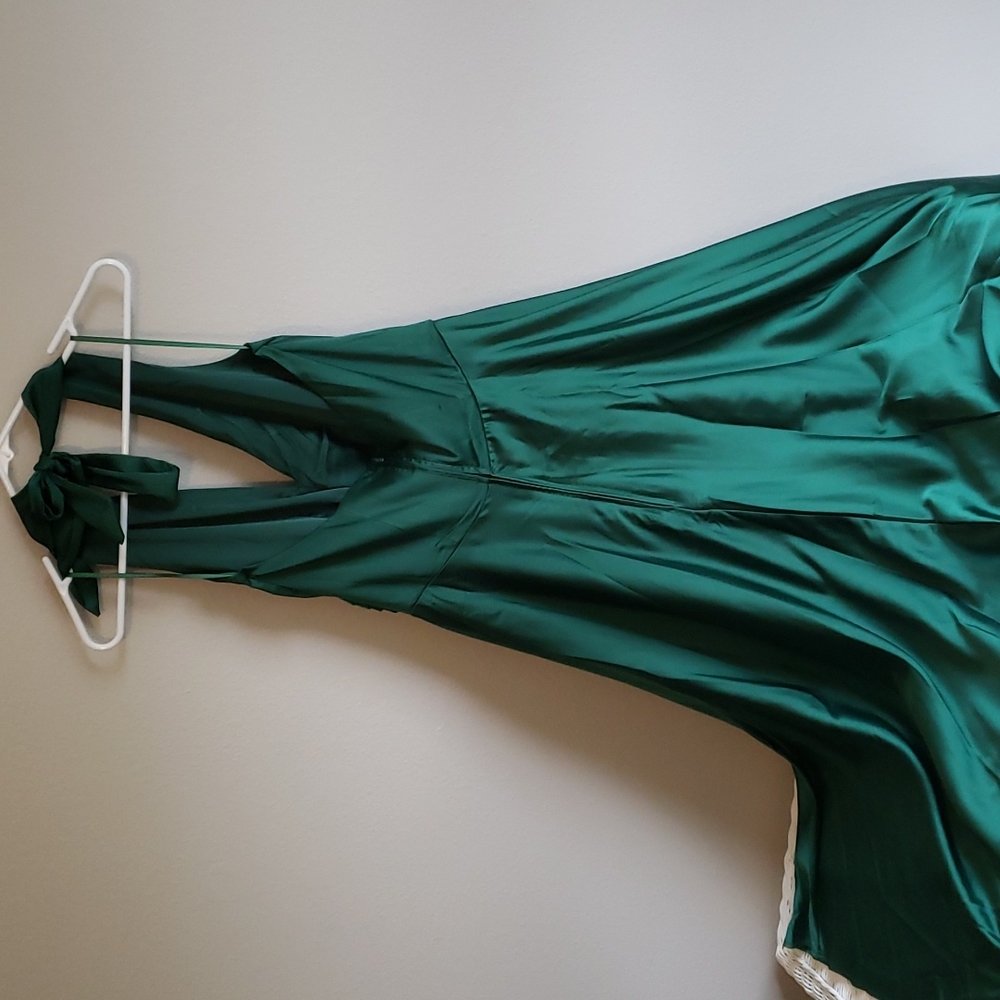 Unique Vintage Emerald Halter Dress, size Large - Picture 3 of 6